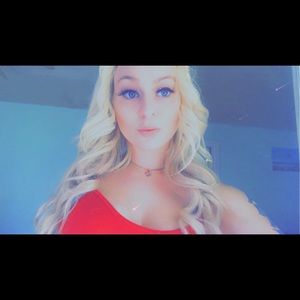 Meet your Posher, Gabriela